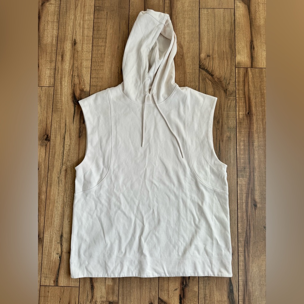 Athleta sundown sweatshirt tank in cream size medium